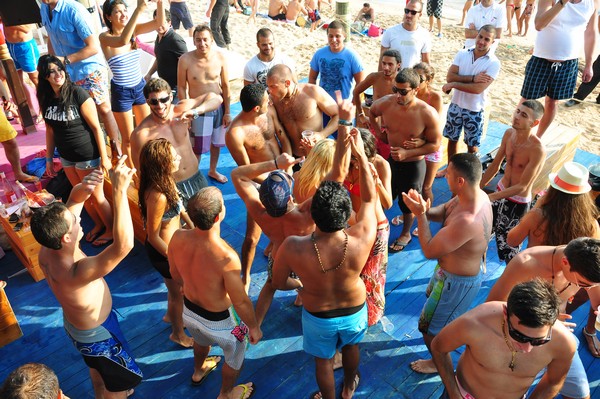 Champagne Shower @ Edde Sands
